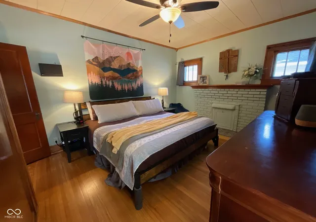 Photo 4 of Sale Pending at 1517 S 3rd Street, Clinton, IN 47842 | MLS# 22123322 | Listing updated on 2026-09-04
