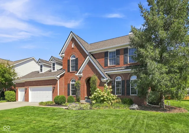 Photo 2 of Sale Pending at 7845 Highland Park Dr, Brownsburg, IN 46112 | MLS# 22123355 | Listing updated on 2026-09-04