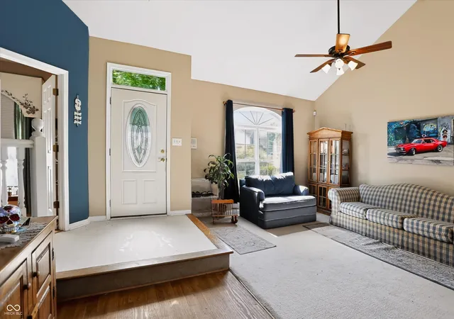 Photo 4 of Single family home for sale at 4986 Aquaduct Dr, Greenwood, IN 46142 | MLS# 22123377 | Listing updated on 2026-09-25