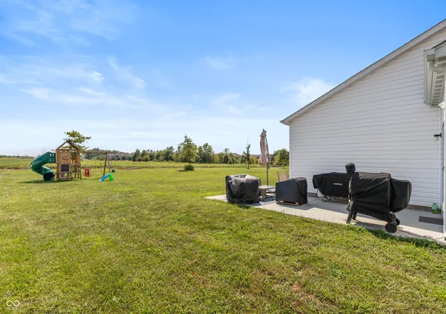 Photo 4 of Single family home for sale at 6841 Bluebird Ln, Seymour, IN 47274 | MLS# 22123398 | Listing updated on 2026-09-05