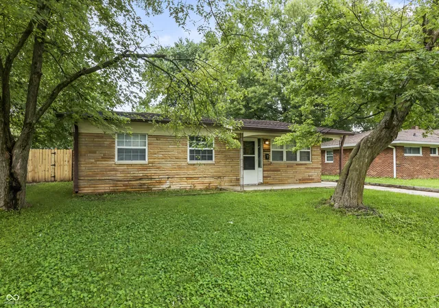 Photo 2 of Single family home for sale at 5020 N Richardt Ave, Indianapolis, IN 46226 | MLS# 22123463 | Listing updated on 2026-09-03