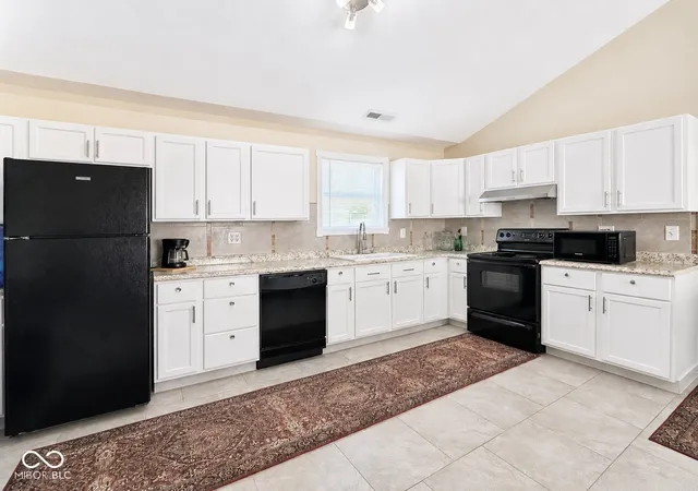 Sale Pending at 9605 N Michigan Rd, Fairland, IN 46126 | MLS# 22123467 | Listing updated on 2026-10-07