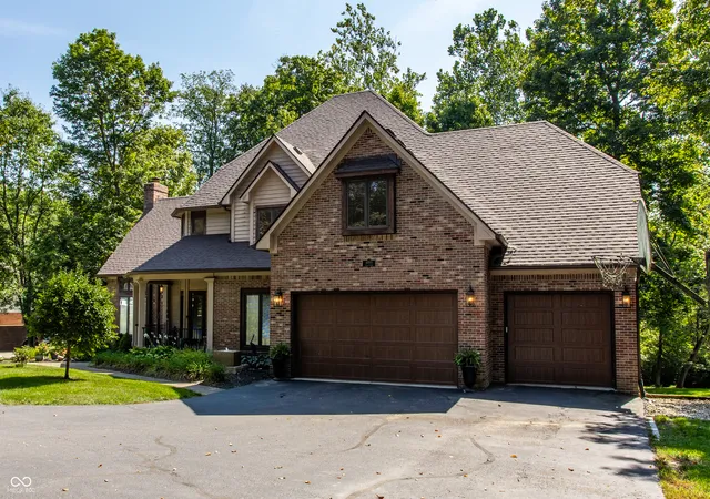 Photo 3 of Single family home for sale at 1093 Timber Climb Dr, Avon, IN 46123 | MLS# 22123472 | Listing updated on 2026-09-08