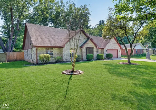 Photo 2 of Single family home for sale at 12343 Old Orchard Dr, Indianapolis, IN 46236 | MLS# 22123507 | Listing updated on 2026-09-02