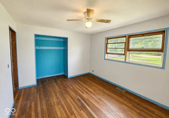 Photo 4 of Single family home for sale at 741 Lakeview Dr, Noblesville, IN 46060 | MLS# 22123593 | Listing updated on 2026-09-28