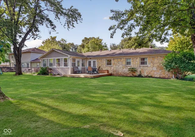 Photo 2 of Sale Pending at 709 Elmwood Cir, Noblesville, IN 46062 | MLS# 22123608 | Listing updated on 2026-09-06