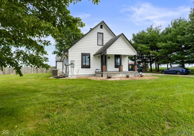 Photo 3 of Single family home for sale at 5855 S 25 West, Lebanon, IN 46052 | MLS# 22123626 | Listing updated on 2026-09-03