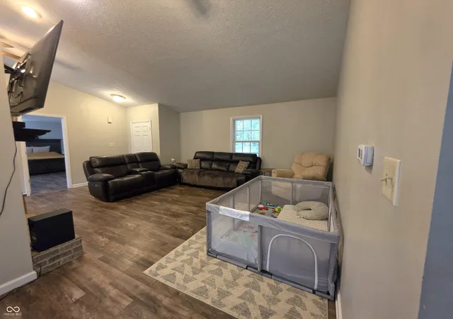 Photo 3 of Single family home for sale at 1281 Ne Kiowa Cvs, Greensburg, IN 47240 | MLS# 22123644 | Listing updated on 2026-10-06