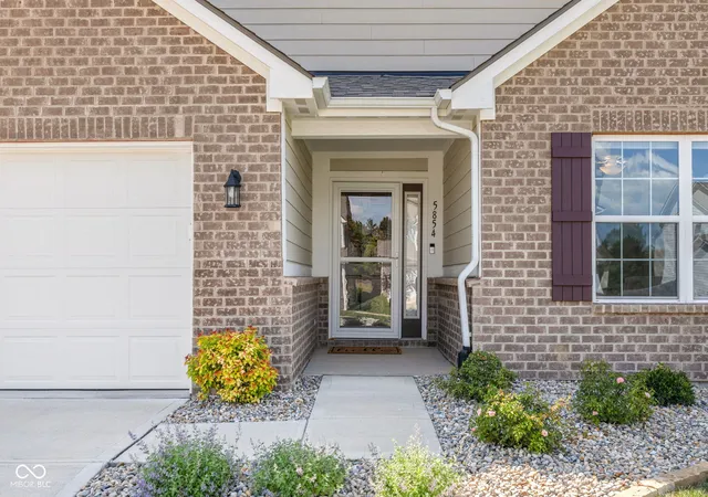 Photo 2 of Single family home for sale at 5854 Cherrywood Ln, Mc Cordsville, IN 46055 | MLS# 22123649 | Listing updated on 2026-09-01