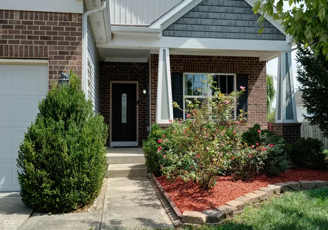 Photo 2 of Single family home for sale at 2291 Solidago Dr, Plainfield, IN 46168 | MLS# 22123670 | Listing updated on 2026-09-02
