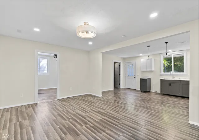 Photo 4 of Single family home for sale at 1235 North 3rd, Austin, IN 47102 | MLS# 22123685 | Listing updated on 2026-09-01