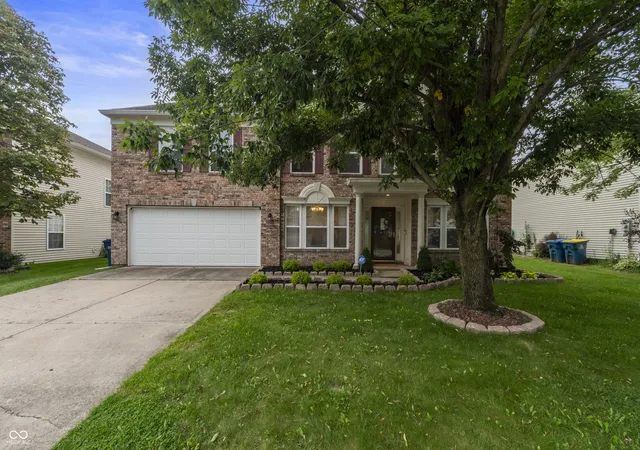 Single family home for sale at 10403 Bicknell Cir, Fishers, IN 46038 | MLS# 22123723