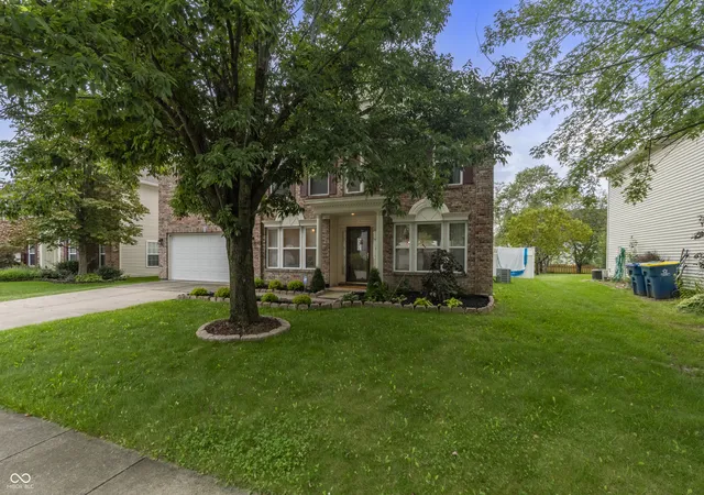 Photo 1 of Single family home for sale at 10403 Bicknell Cir, Fishers, IN 46038 | MLS# 22123723 | Listing updated on 2026-09-22