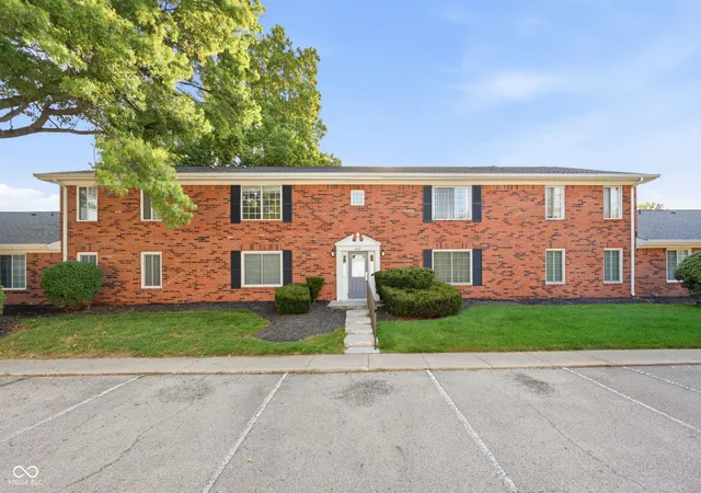 Photo 1 of Sale Pending at 6407 Park Central Dr W #D, Indianapolis, IN 46260 | MLS# 22123747 | Listing updated on 2026-09-05