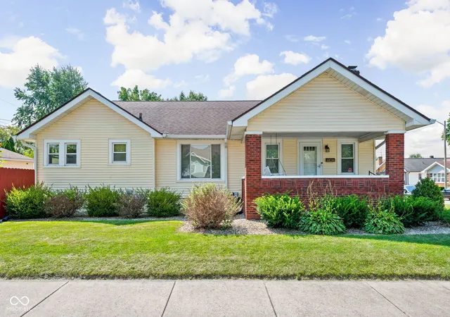 Photo 3 of Sale Pending at 1329 N Drexel Ave, Indianapolis, IN 46201 | MLS# 22123748 | Listing updated on 2026-09-08