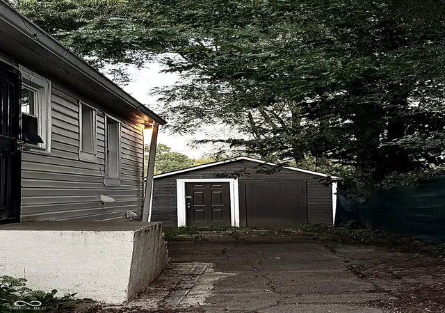 Photo 21 of Single family home for sale at 3711 Hillside Ave, Indianapolis, IN 46218 | MLS# 22123765 | Listing updated on 2026-09-03
