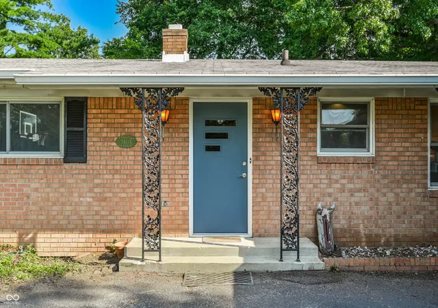 Photo 2 of Sale Pending at 3404 E 50th Street, Indianapolis, IN 46205 | MLS# 22123846 | Listing updated on 2026-09-06