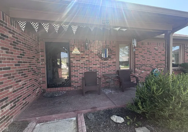 Photo 3 of Single family home for sale at 1023 Pamela Dr, Plainfield, IN 46168 | MLS# 22123847 | Listing updated on 2026-09-22
