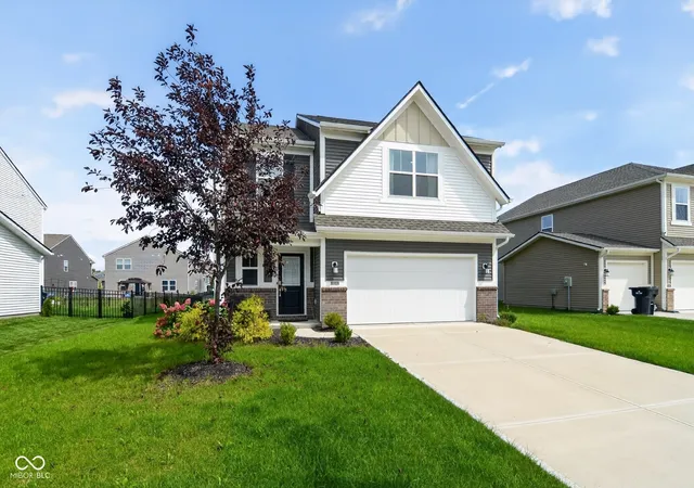 Photo 2 of Single family home for sale at 8584 Tripp Rd, Pendleton, IN 46064 | MLS# 22123852 | Listing updated on 2026-09-03