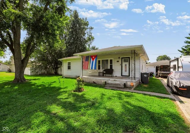 Photo 1 of Single family home for sale at 834 S Taft, Indianapolis, IN 46241 | MLS# 22123855 | Listing updated on 2026-09-05