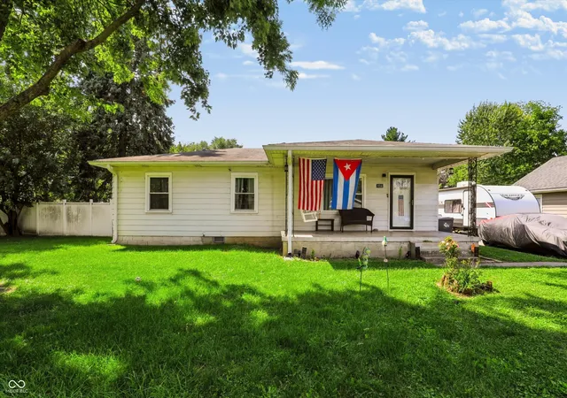 Photo 2 of Single family home for sale at 834 S Taft, Indianapolis, IN 46241 | MLS# 22123855 | Listing updated on 2026-09-05