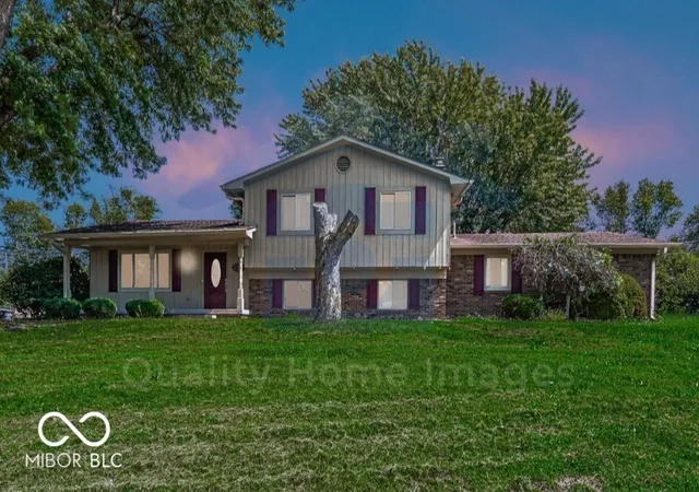 Photo 3 of Single family home for sale at 299 N Restin, Greenwood, IN 46142 | MLS# 22123870 | Listing updated on 2026-09-29