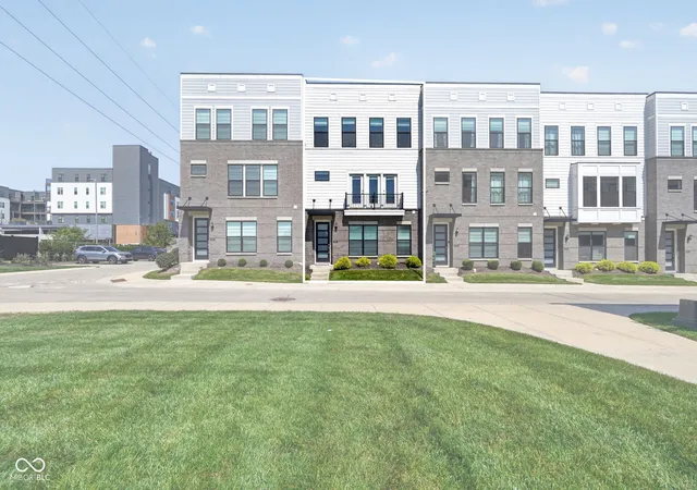 Photo 1 of Townhouse for sale at 9728 Junction Sta, Fishers, IN 46037 | MLS# 22123902 | Listing updated on 2026-09-03