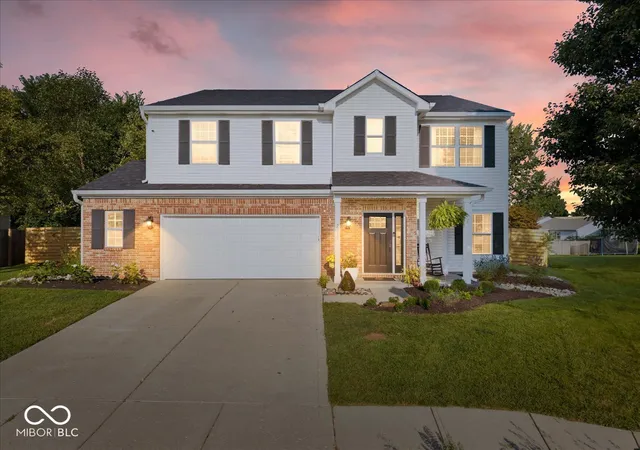 Photo 1 of Single family home for sale at 2818 Limber Pine Dr, Whiteland, IN 46184 | MLS# 22123953 | Listing updated on 2026-09-05
