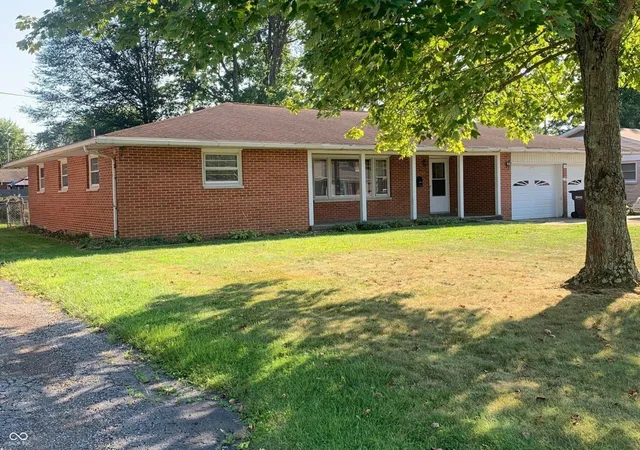Photo 1 of Single family home for sale at 115 Meadow Ln, North Vernon, IN 47265 | MLS# 22123989 | Listing updated on 2026-09-04
