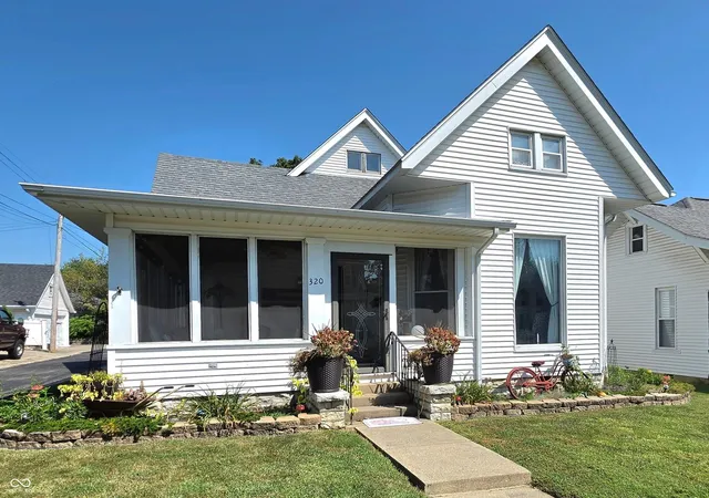 Photo 1 of Single family home for sale at 320 E Hendricks St, Greensburg, IN 47240 | MLS# 22123996 | Listing updated on 2026-09-04