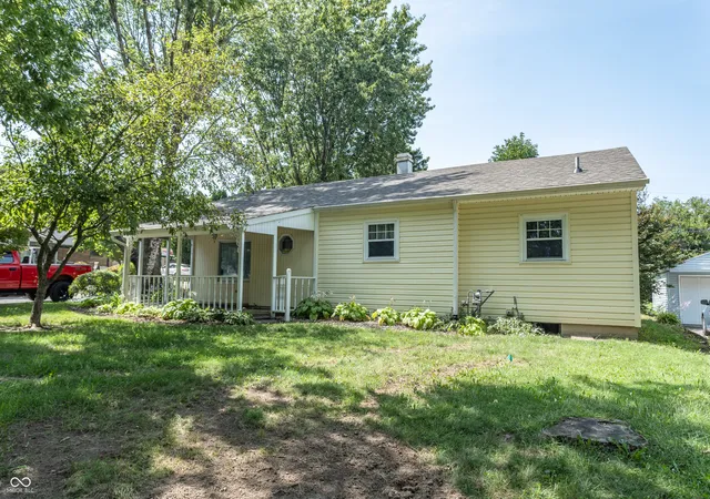 Photo 3 of Sale Pending at 1308 S Harrison St, Alexandria, IN 46001 | MLS# 22124024 | Listing updated on 2026-09-08