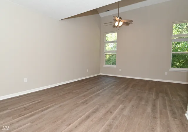 Photo 4 of Single family home for sale at 4422 Autumn Crst Ct, Indianapolis, IN 46268 | MLS# 22124030 | Listing updated on 2026-09-05