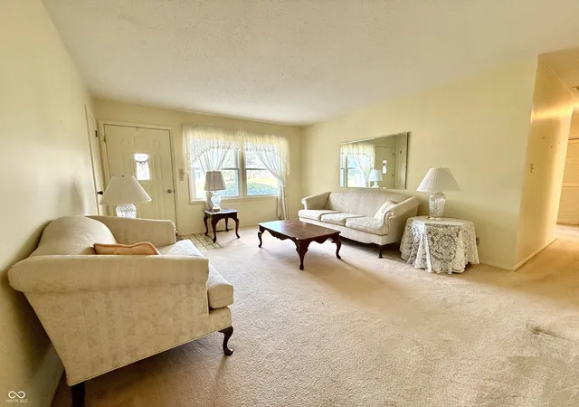 Photo 2 of Sale Pending at 4315 Kensington Dr, Logansport, IN 46947 | MLS# 22124040 | Listing updated on 2026-09-07