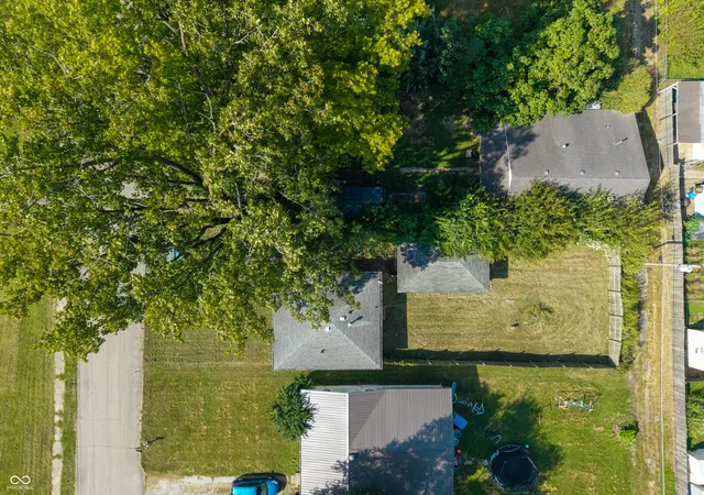 Photo 2 of Single family home for sale at 2826 Walton St, Anderson, IN 46016 | MLS# 22124041 | Listing updated on 2026-09-04