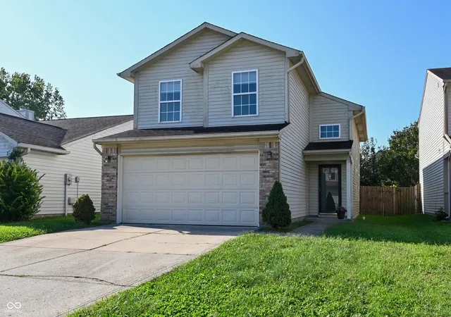 Single family home for sale at 8333 Country Crk Dr, Indianapolis, IN 46234 | MLS# 22124056