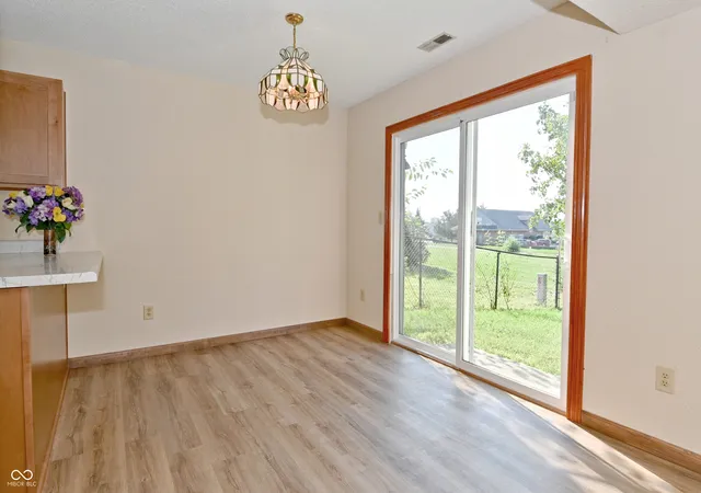 Photo 2 of Single family home for sale at 8333 Country Crk Dr, Indianapolis, IN 46234 | MLS# 22124056 | Listing updated on 2026-09-29