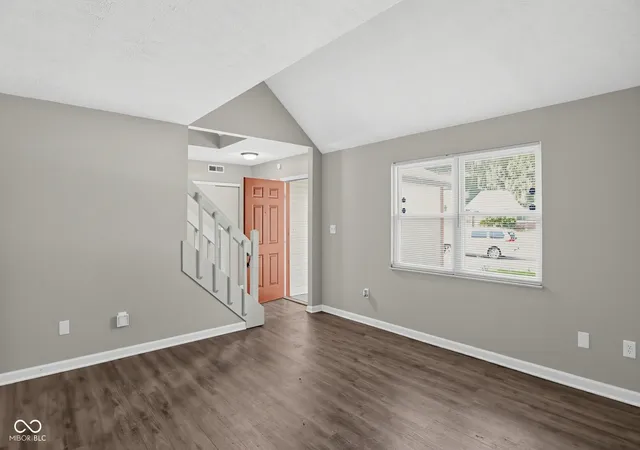Photo 3 of Sale Pending at 8325 Farmhill Rd, Indianapolis, IN 46231 | MLS# 22124106 | Listing updated on 2026-09-22