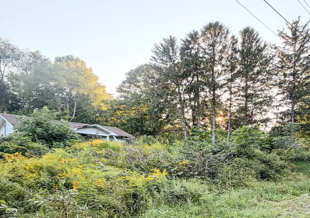 Photo 2 of Single family home for sale at 4829 S New Columbus Rd, Anderson, IN 46013 | MLS# 22124109 | Listing updated on 2026-09-05