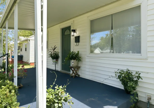 Photo 2 of Single family home for sale at 527 S Grand Ave, Indianapolis, IN 46219 | MLS# 22124120 | Listing updated on 2026-09-04