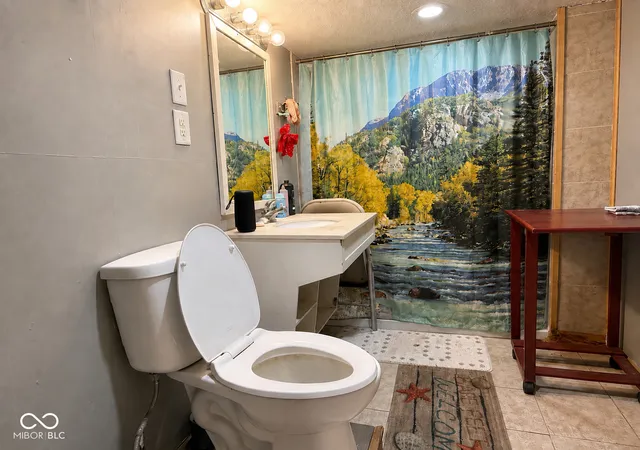 Photo 4 of Single family home for sale at 2422 Union St, Indianapolis, IN 46225 | MLS# 22124126 | Listing updated on 2026-09-29