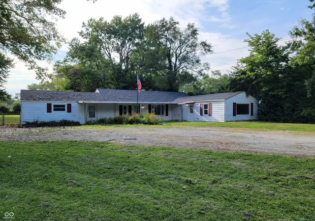 Photo 2 of Single family home for sale at 1330 N Bonar Ave, Indianapolis, IN 46229 | MLS# 22124141 | Listing updated on 2026-09-05