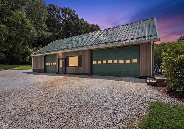 Photo 4 of House for sale at 9830 N Low Gap Rd, Martinsville, IN 46151 | MLS# 22124183 | Listing updated on 2026-09-04
