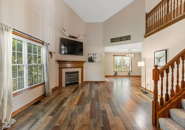 Photo 2 of Single family home for sale at 6111 Tree Fox Pl, Indianapolis, IN 46237 | MLS# 22124219 | Listing updated on 2026-09-03