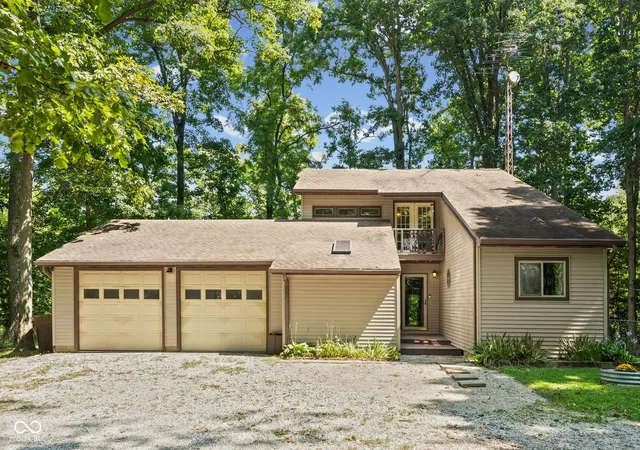 Photo 1 of Single family home for sale at 7637 E State Rd 47, Waveland, IN 47989 | MLS# 22124222 | Listing updated on 2026-09-03