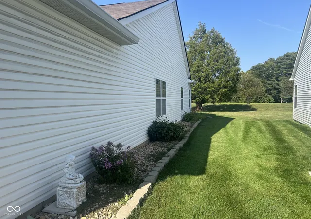 Photo 3 of Sale Pending at 1113 Blue Bird Dr, Indianapolis, IN 46231 | MLS# 22124248 | Listing updated on 2026-09-06