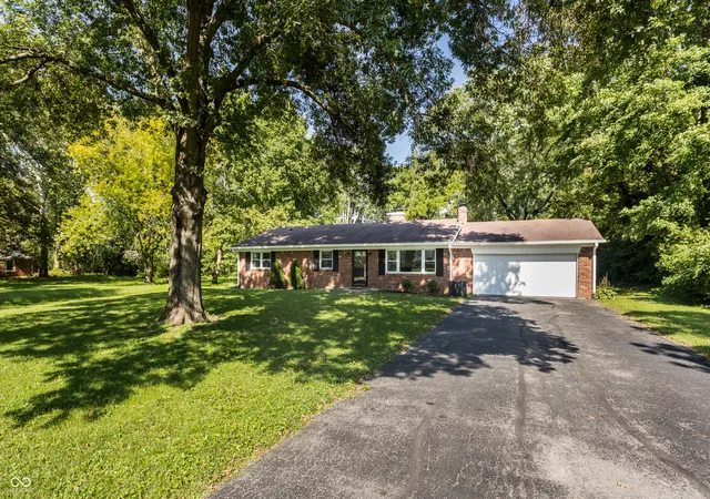 Photo 1 of Single family home for sale at 10461 Woodlawn Dr, Carmel, IN 46280 | MLS# 22124278 | Listing updated on 2026-09-05