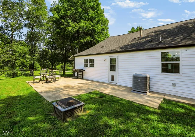 Photo 2 of Single family home for sale at 2796 N 200 West, Franklin, IN 46131 | MLS# 22124317 | Listing updated on 2026-09-05
