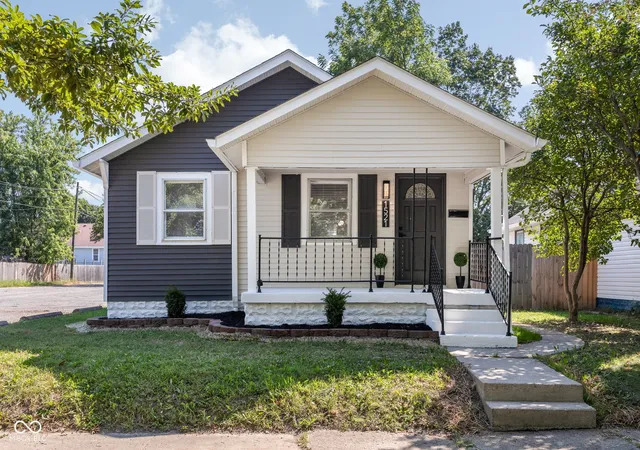 Photo 1 of Single family home for sale at 1521 N Gladstone Ave, Indianapolis, IN 46201 | MLS# 22124373 | Listing updated on 2026-09-05