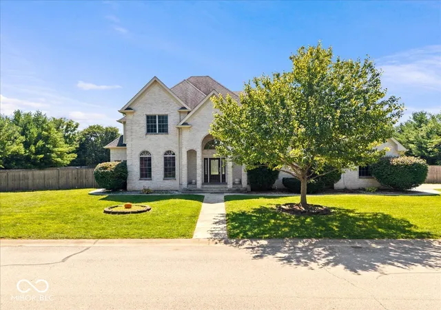 Photo 2 of Single family home for sale at 10607 Eagle Dr, Indianapolis, IN 46234 | MLS# 22124390 | Listing updated on 2026-09-05