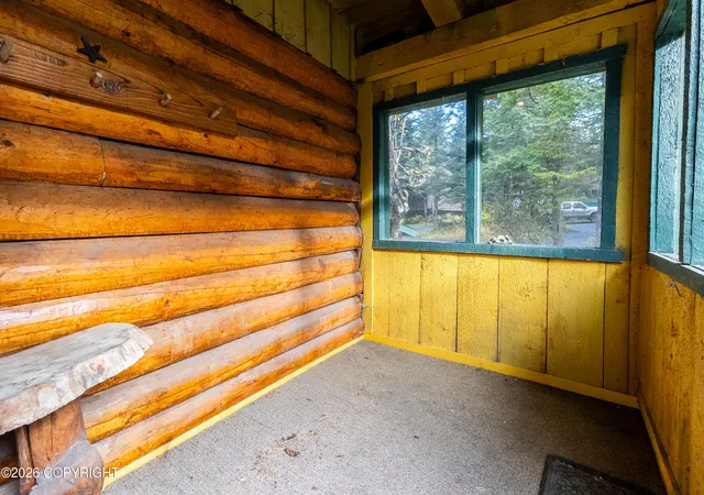 Photo 4 of Single family home for sale at 12265 Lancelot Dr, Seward, AK 99664 | MLS# 25-13142 | Listing updated on 2026-10-10